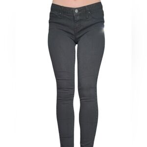Black skinny jeans